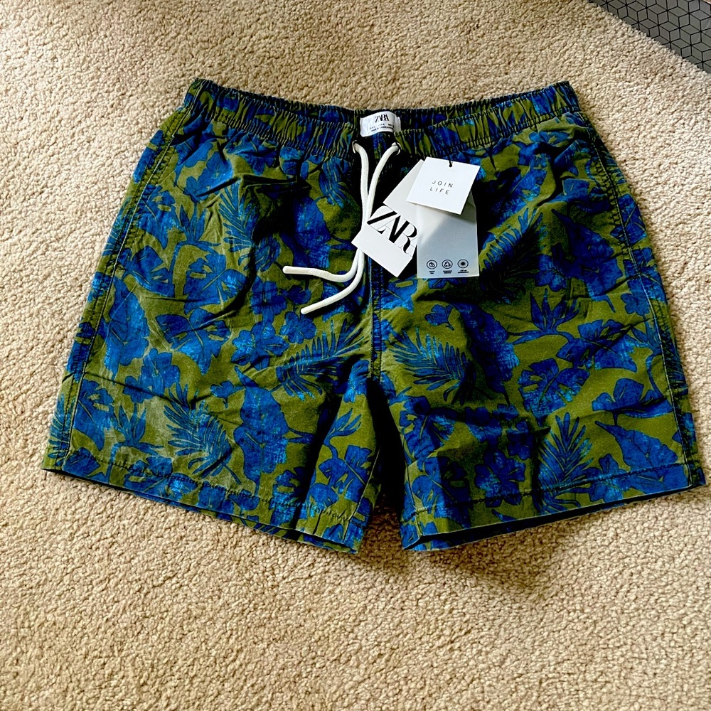 ZARA MAN SWIM TRUNKS